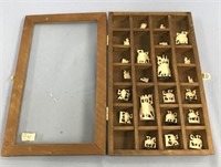 Collection of: ivory chess pieces in shape of elep