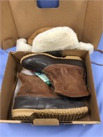 Sheepskin trapper style hat and a pair of new in b