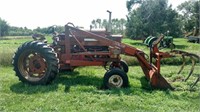 Farmall 560 LP Gas, 2 pt,  w/Farmhand F11 Loader