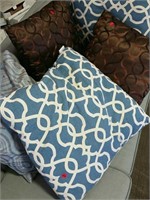 Decorative pillows