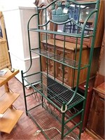 Green baker's rack