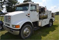 1991 INTERNATIONAL FUEL TRUCK 7100   4X2