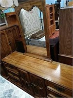 Dresser with mirror and a chest of drawers