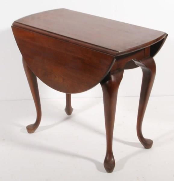 Cherry Queen Anne Style Drop Leaf End, Queen Anne Style Cherry End Tables