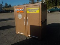 Knaack 2 Door Gang Box