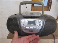 smaller rca shop radio (works)