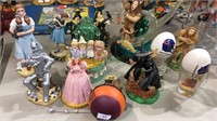 13 pieces of Wizard of Oz items, Dorothy, witches,