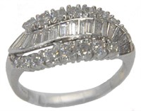 ANTQ. PLATINUM 1 CTTW TOP GRADE DIAMOND RING.