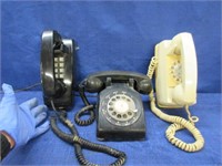 3 vintage telephones