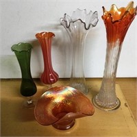 Lot of Carnival Bowl and 4 Glass Vases