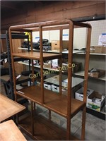 LARGE OPEN DISPLAY UNIT