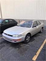 1994 Toyota Camry LE