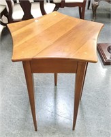 GREAT LITTLE STAR SHAPED TABLE