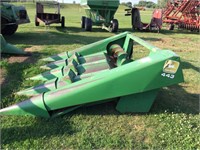 JD 443 4 row corn head