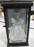 16" Camellia Garden Porcelain Doll In Display Case