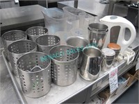 LOT, TRAY OF ASST KITCHEN ACCESSORIES