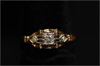 Ladies 14kt yellow gold Antique Diamond Ring
