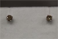 14kt white gold Diamond Earrings approx 1/2 cttw