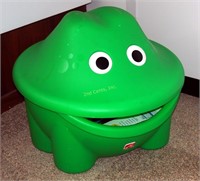 Frog Toy Plastic Toy Bin & Toys