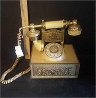 BEAUTIFULLY DETAILED ANTIQUE PHONE
