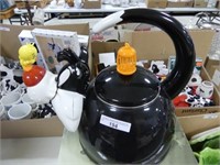 SYLVESTER AND TWEETIE STOVETOP KETTLE