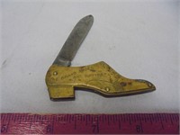 Vintage Camillus shoe advertising knife