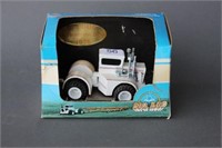BIG BUD K-T 525 TRACTOR WITH BOX - 1/64