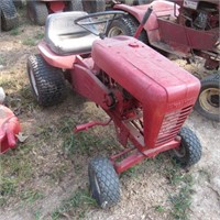 Wheel Horse lawn Ranger Lawn & Garden Tractor