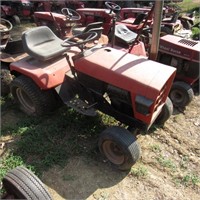 Wheel Horse Garden & Lawn Tractor w/smoke stack