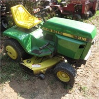 John Deere 318 Garden Tractor