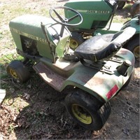 John Deere 112 L Hydro Garden Tractor