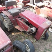 Wheel Horse 1054 Lawn & Garden Tractor