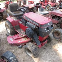 Wheel Horse 314  8 Speed Lawn & Garden Tractor