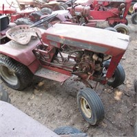 Wheel Horse Charger 10 Lawn & Garden Tractor