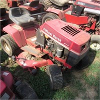 Wheel Horse 211-5 Lawn & Garden Tractor