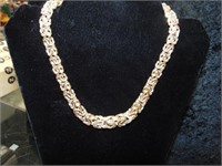 14K Italian Gold Graduated Byzantine Necklace