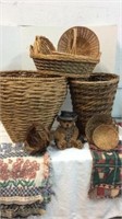 Country Decor! Baskets and More! S