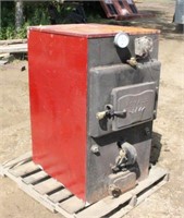 Royal Wood Boiler, Approx 30"x47"x26", Works Per