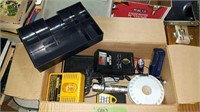 BOX OF MISCELLANEOUS ELECTRONIC ITEMS