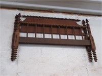 antique spindle bed & rails (leg needs repair)