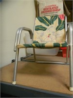 1970'S CHILDS OUTDOOR ALUMINUM FRAME CHAIR