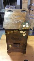 Wood Taters & Onion Box. Very good condition