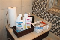 Assorted bathroom Items