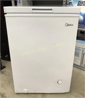Midea chest freezer $100 Retail *see pics