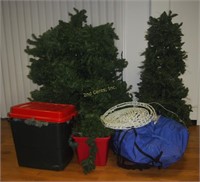Large Christmas Tree & Décor Lot