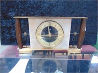 Vintage Metamec Shelf 8 Day Clock