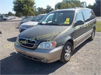 2004 Kia Sedona LX