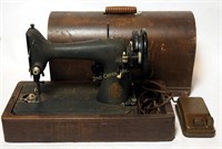 Vintage Singer 50's Electric Sewing Machine & Case