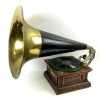 Early 1900s Gramophone Co. Phonograph