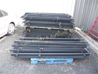 LOT OF METAL FENCE